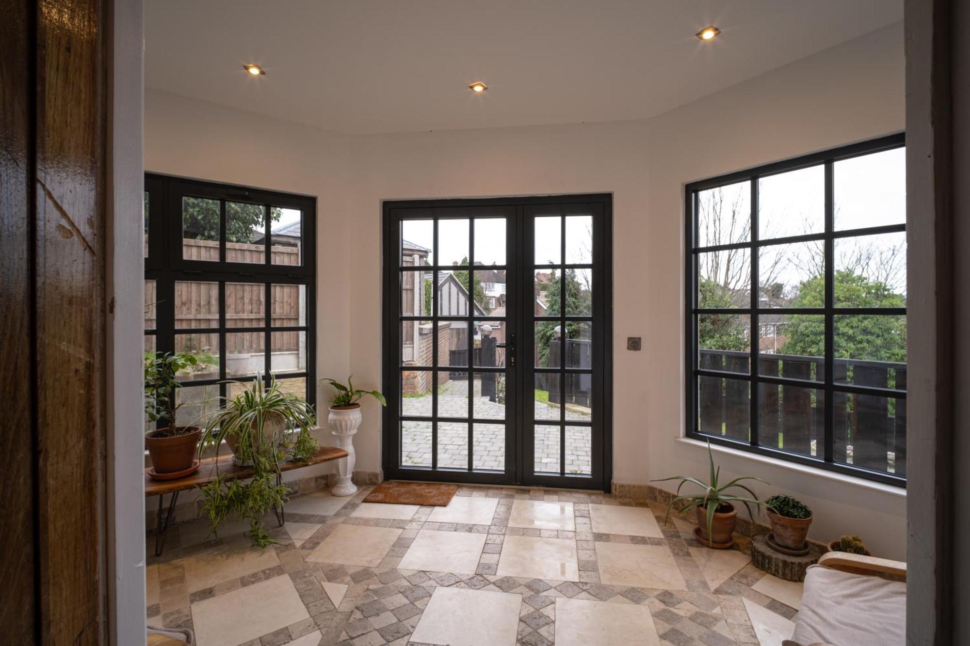 The Ridge London - Luxury Designer With Hot Tub And Sauna, Bexley Borough Of London Londra